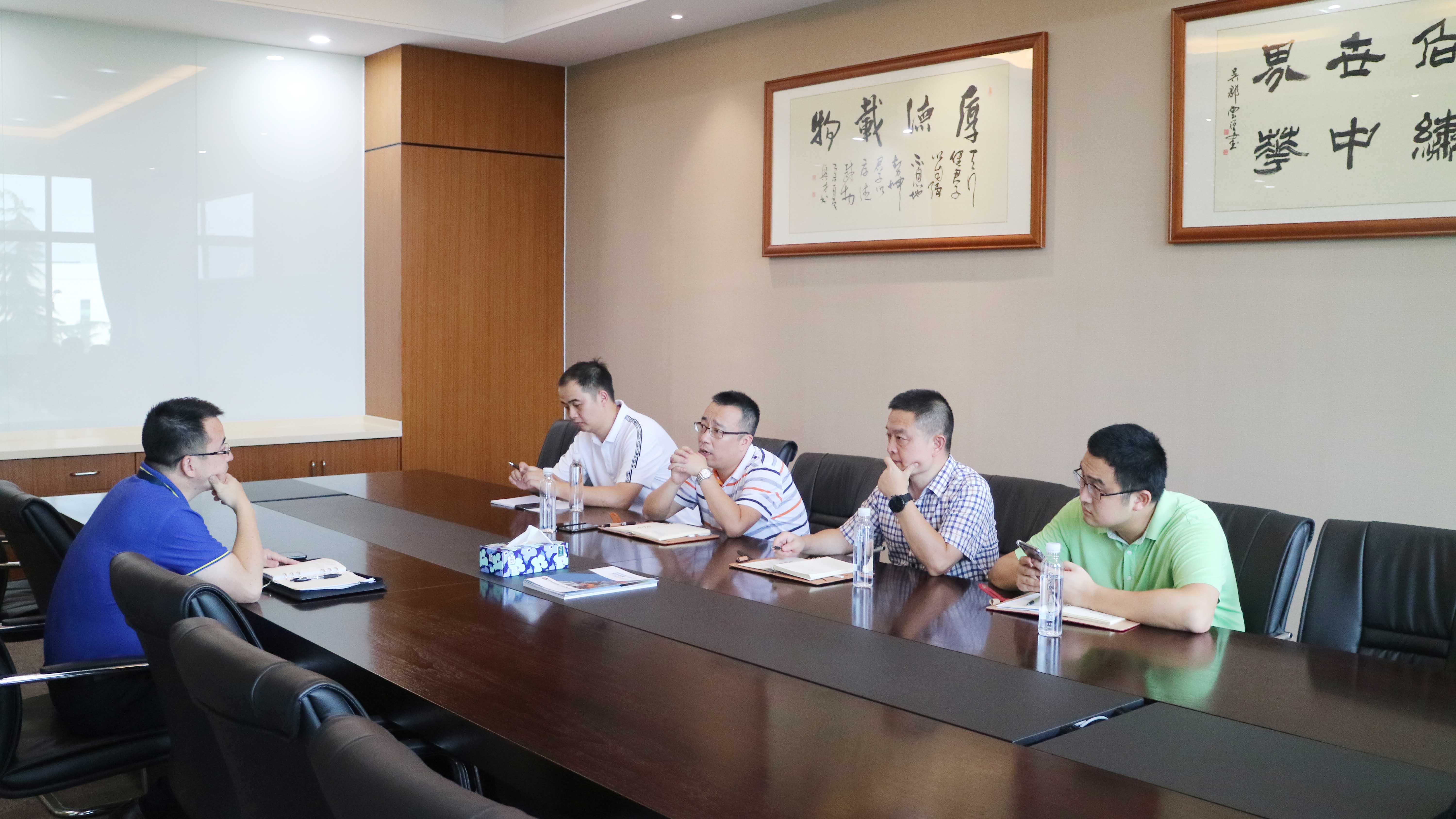 蘇州新區(qū)滸關(guān)經(jīng)開(kāi)區(qū)黨工委副書(shū)記何寧一行調(diào)研通錦指導(dǎo)工作