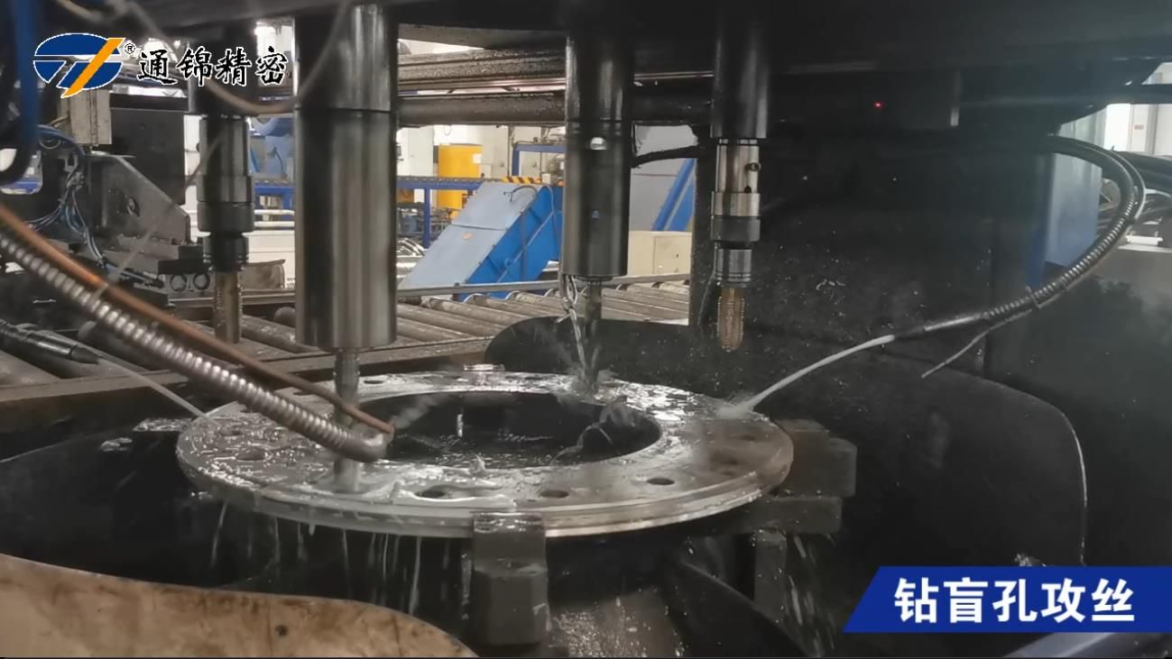 全自動(dòng)端板鉆孔攻絲機(jī)