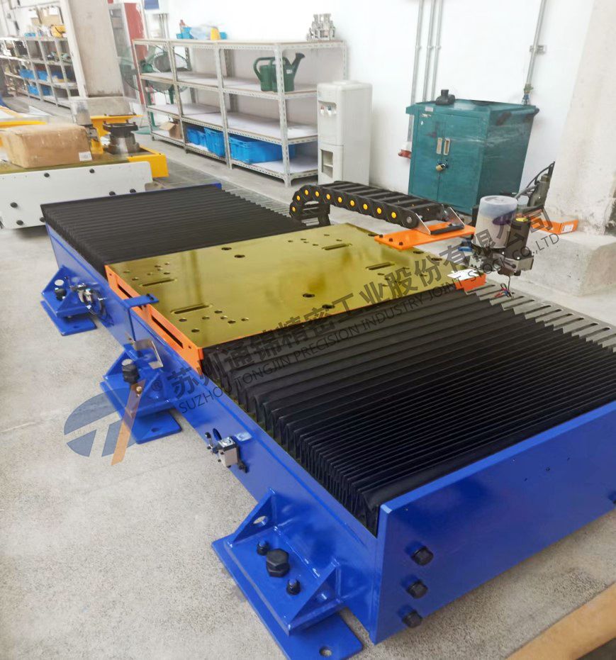 風(fēng)琴罩第七軸機(jī)器人